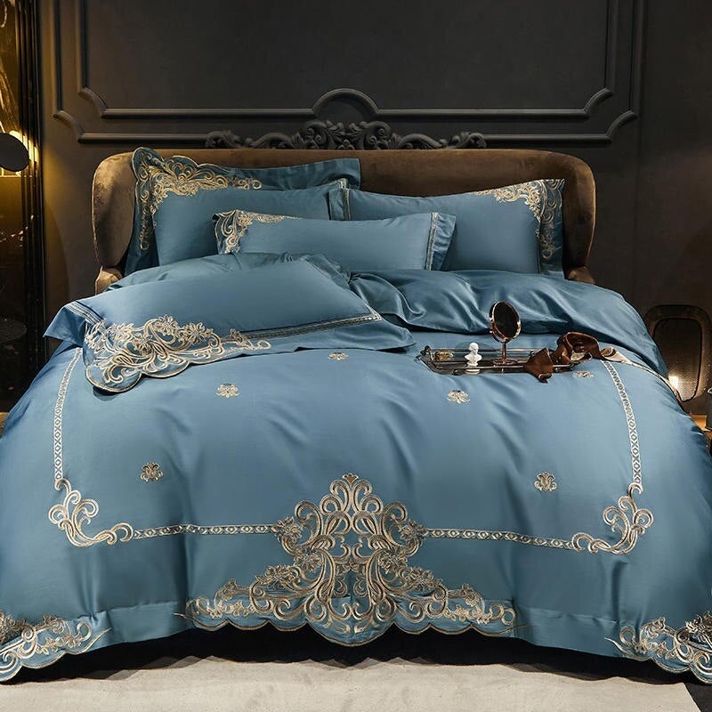 Luxury Bedding Sets Collection - Elevate Your Bedroom Decor.